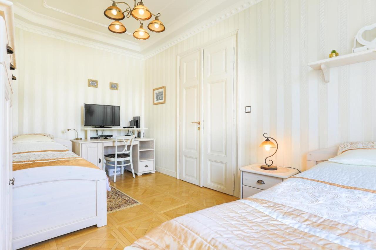 Apartman Nostalgia Karlovy Vary Extérieur photo